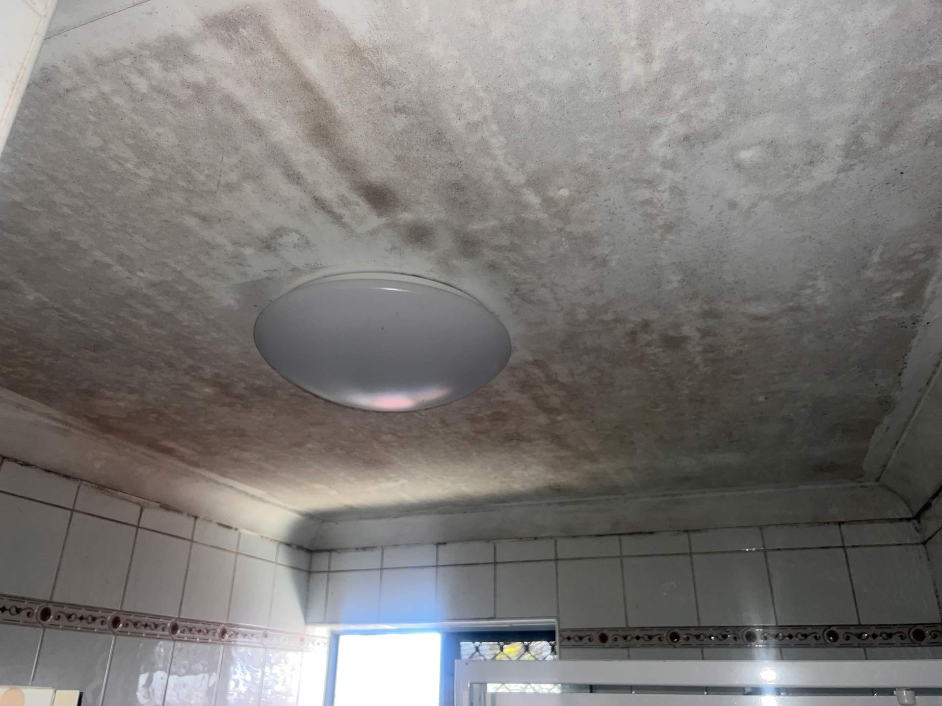 Before Cleaning the Ceiling in Gold Coast, QLD